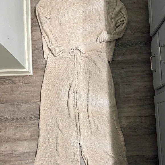 Cozy Cream Knit Sweater and wide leg pants set - Picture 1 of 6